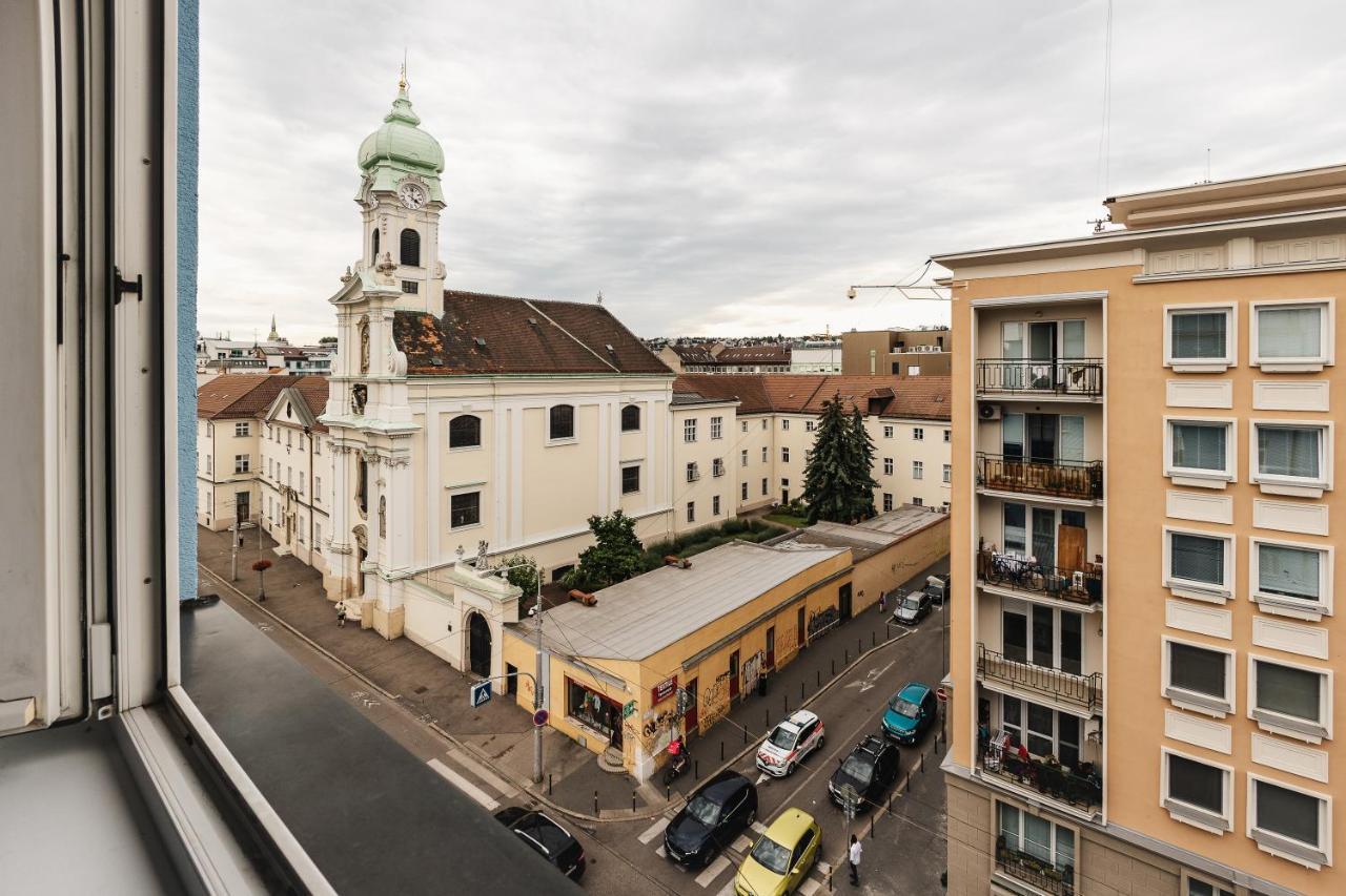 Apartment Friends Bratislava Downtown !!! Экстерьер фото